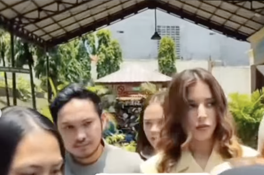  Tatapan kosong Tasya Farasya usai sidang